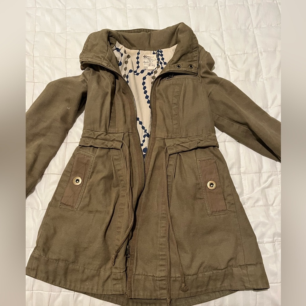 Woman’s jacket - Picture 2 of 8